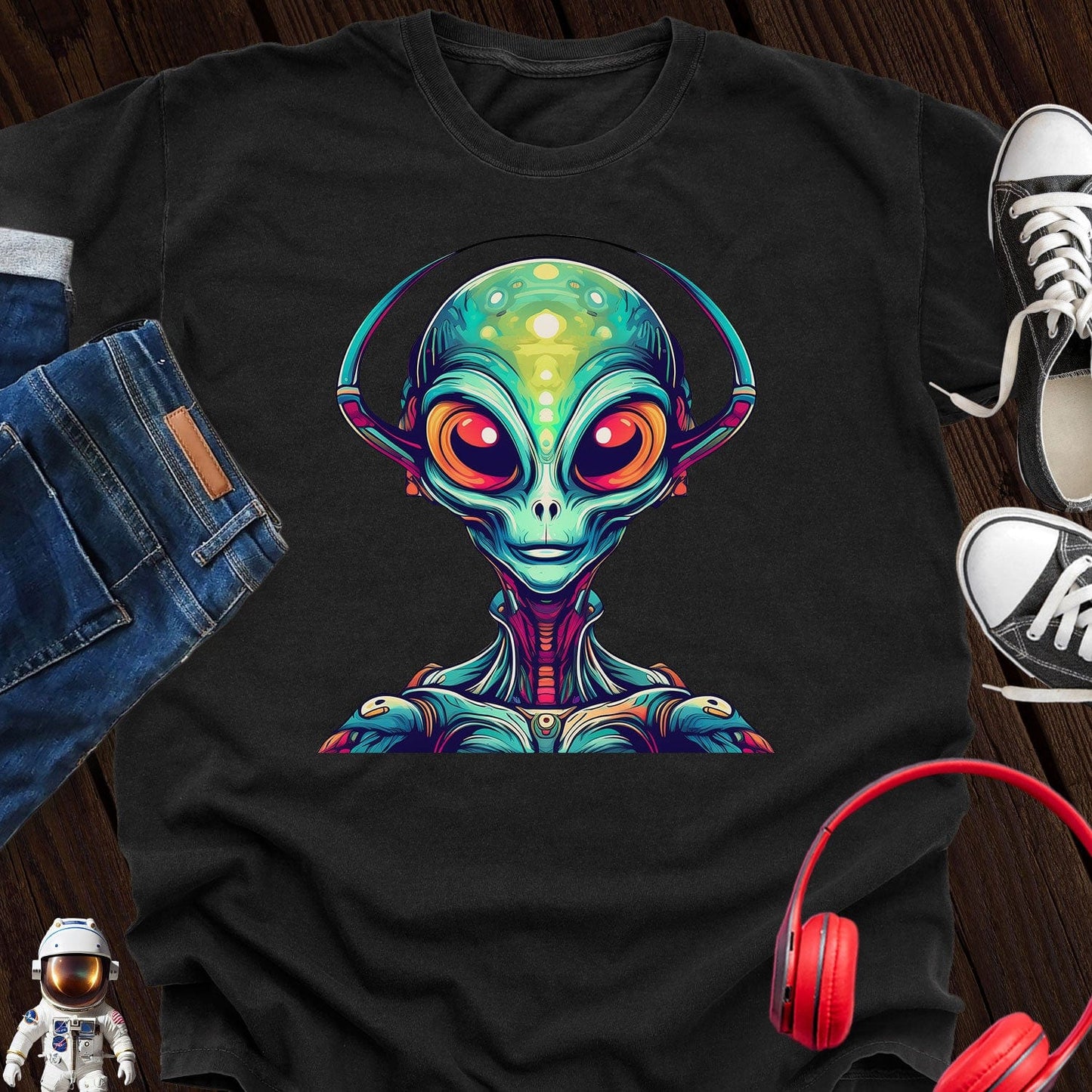 Royal Alien T-Shirt