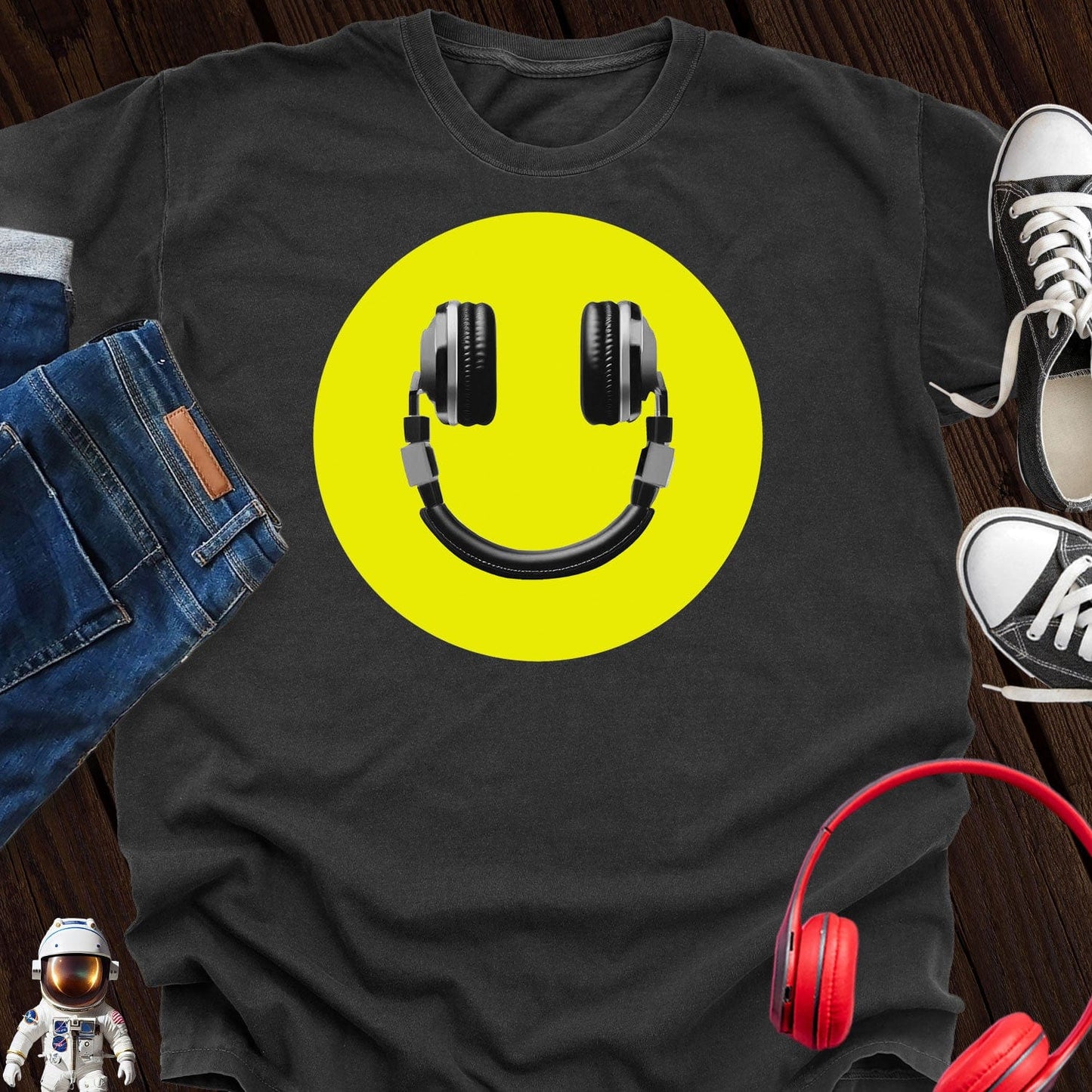 Headphone Smiley T-Shirt